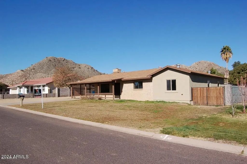 2640 E Captain Dreyfus Avenue, Phoenix