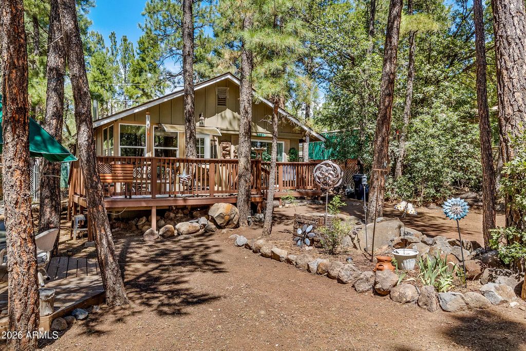 1050 E Caribou Road, Munds Park