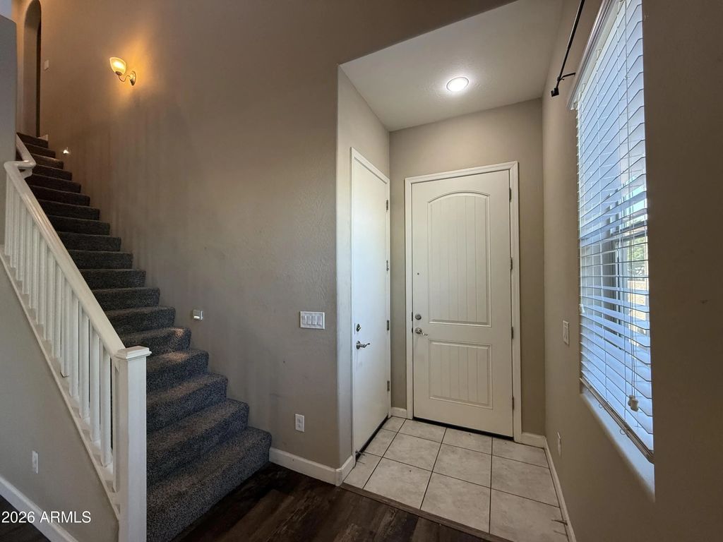 1367 S Country Club Drive (unit 1087), Mesa