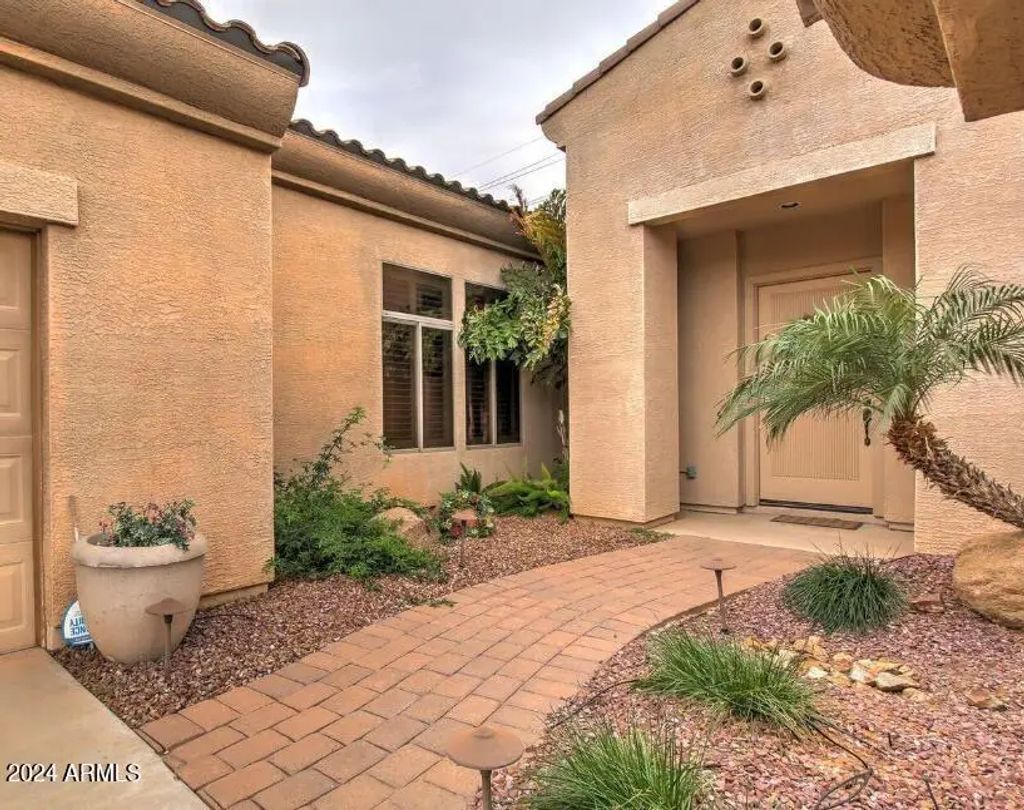 2461 W Marlin Drive, Chandler