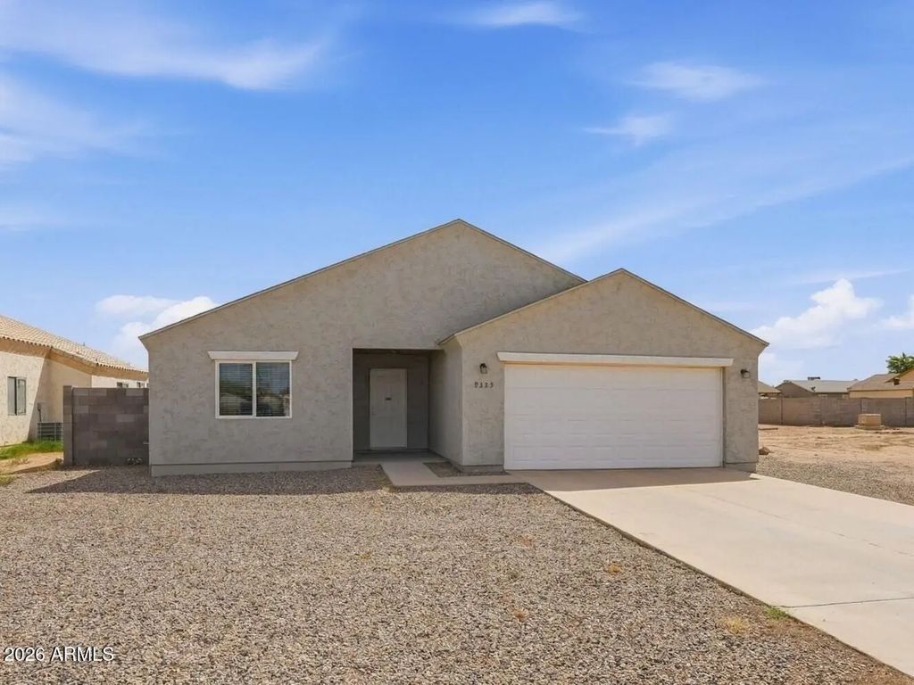 9325 W Concordia Drive, Arizona City