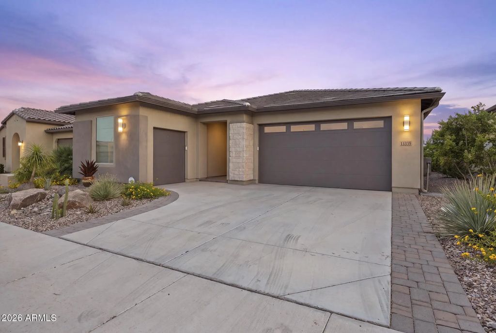 13335 W Milton Drive, Peoria