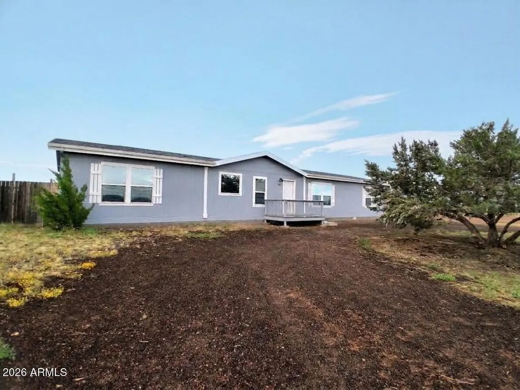 1137 W Mountain View Drive, Taylor