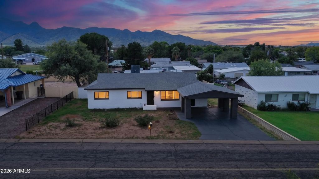 716 North Avenue, Sierra Vista