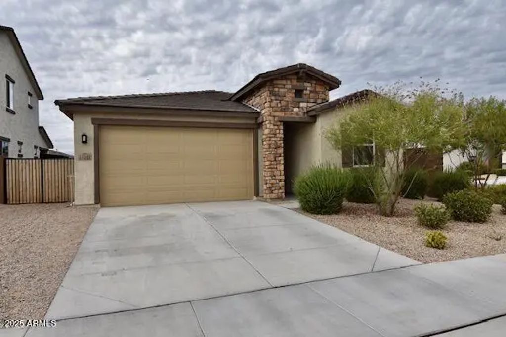 17161 W Sherman Street, Goodyear