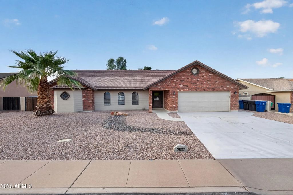 2503 E Leonora Street, Mesa