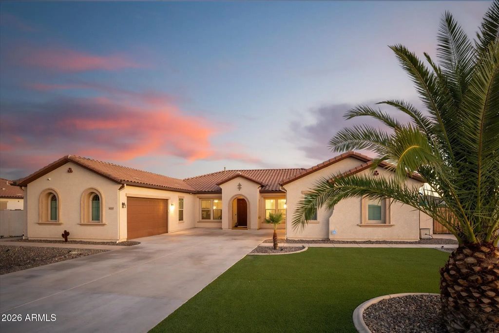 16127 W Camden Avenue, Waddell