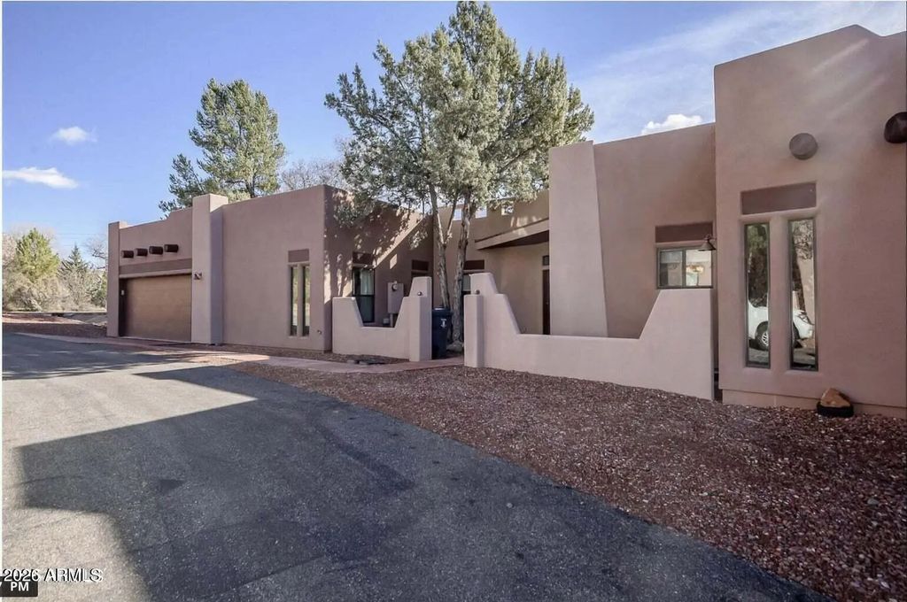 33 Monterey Circle, Sedona