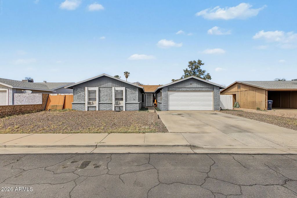 1820 W Obispo Avenue, Mesa
