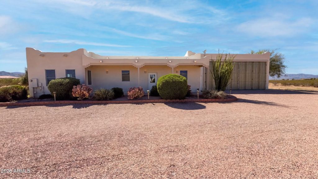 51340 W Iver Road, Aguila