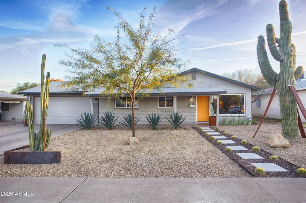 6709 E 3rd Street, Scottsdale