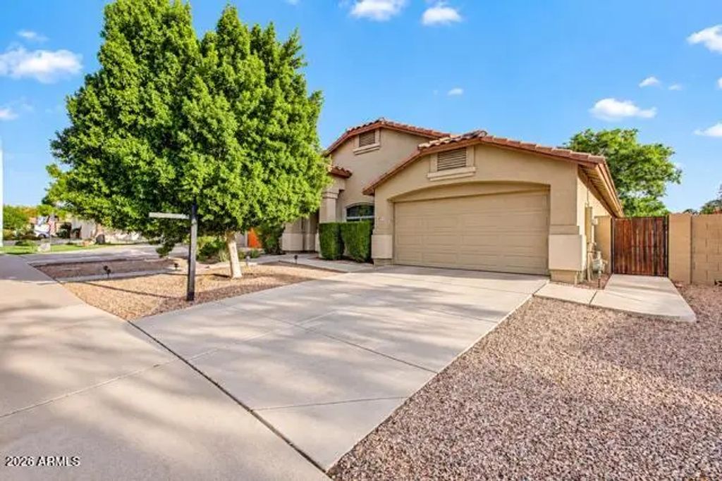 2093 E Nathan Way, Chandler