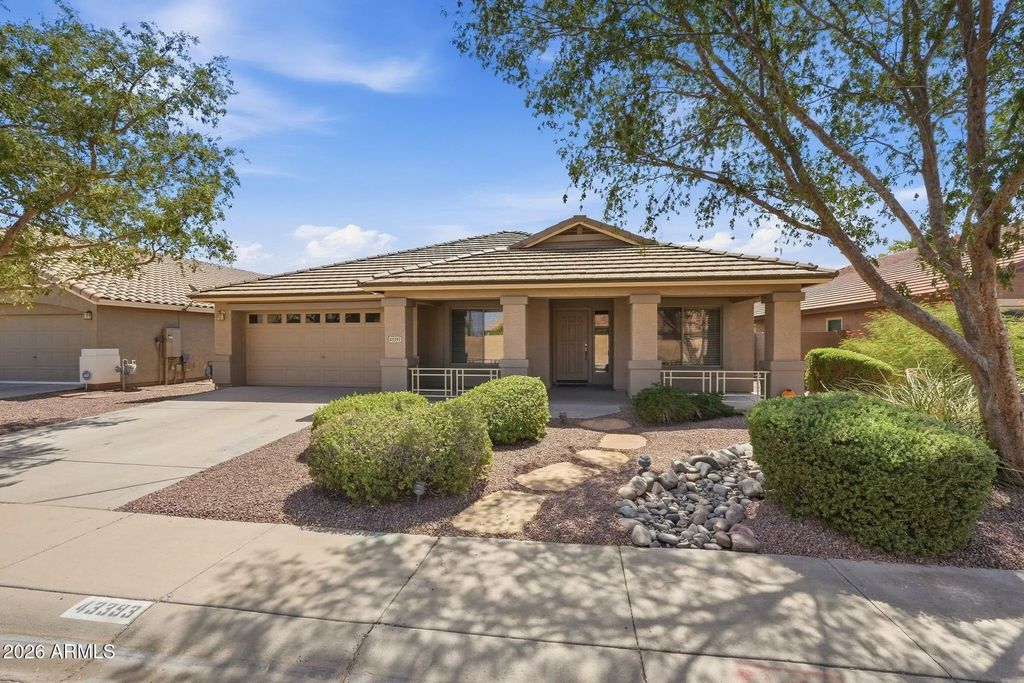 43393 W Courtney Drive, Maricopa