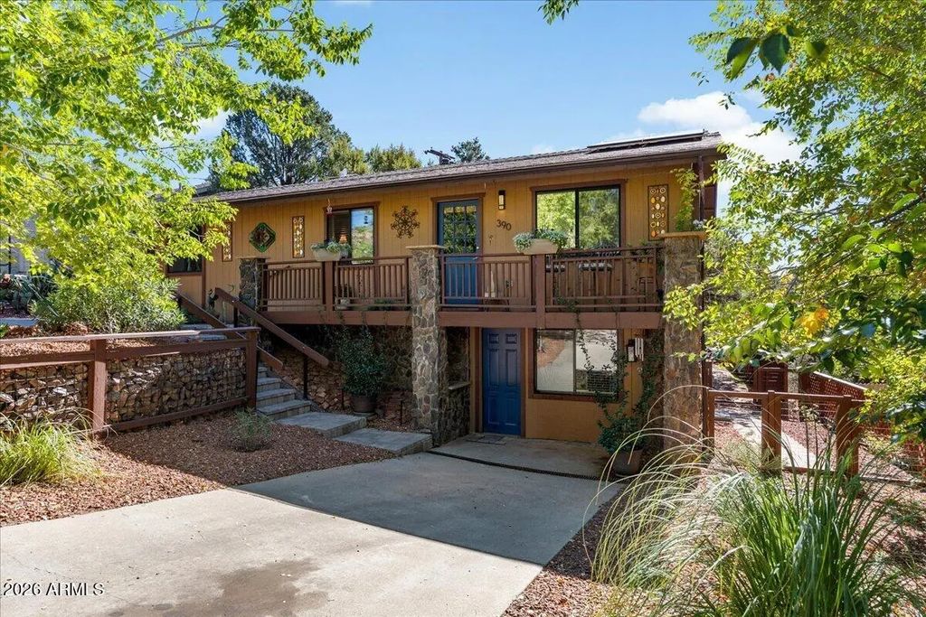 390 Coffee Pot Drive, Sedona