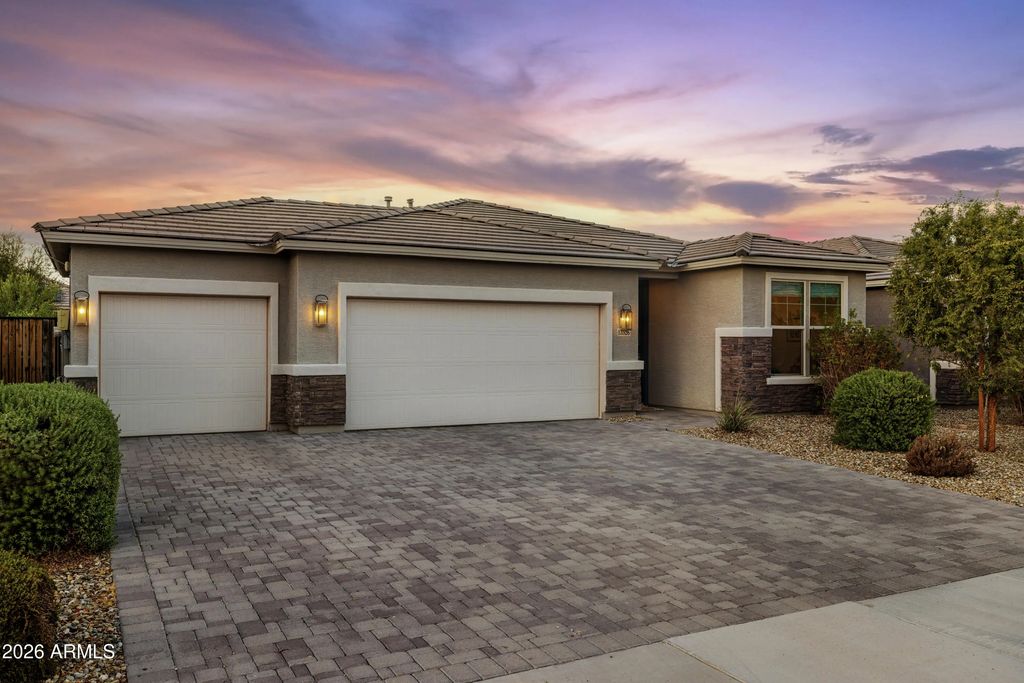 13326 W Paso Trail, Peoria