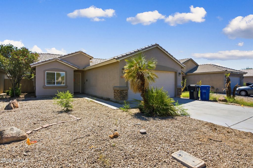 10469 W Granada Road, Avondale