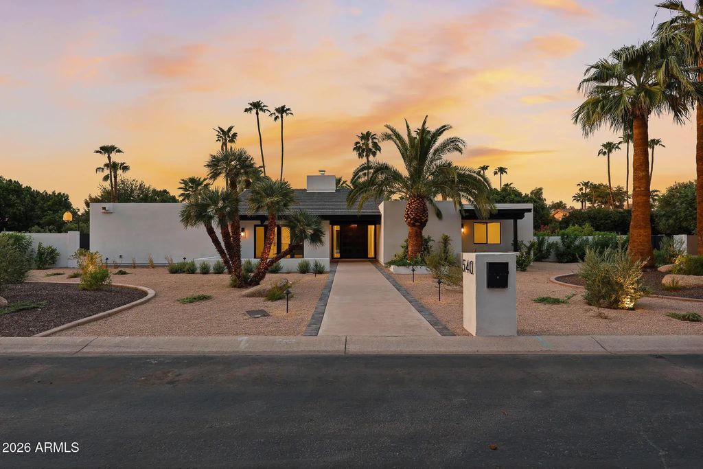 540 E Estero Lane, Litchfield Park