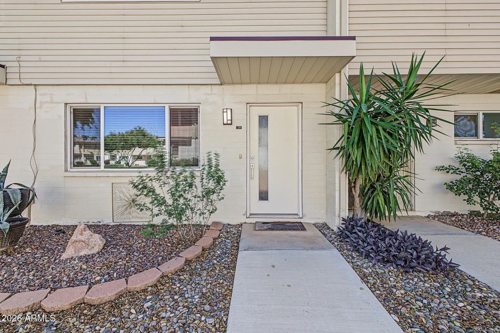 8211 E Garfield Street (unit J3), Scottsdale