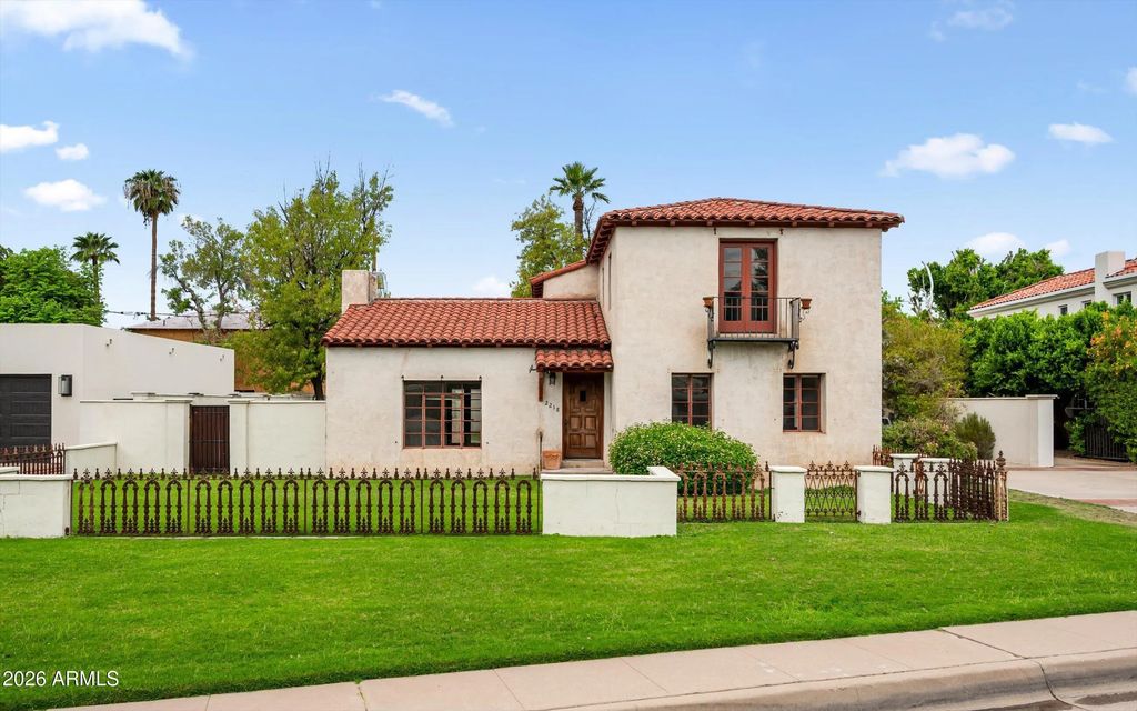 2218 Encanto Drive Ne, Phoenix