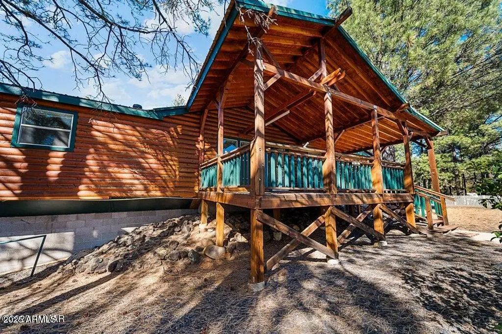 2421 W Thornton Road, Show Low