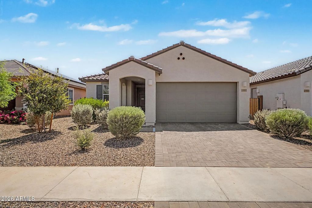 15587 W Kendall Street, Goodyear