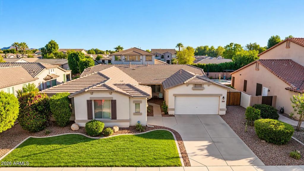 3331 E Horseshoe Drive, Chandler