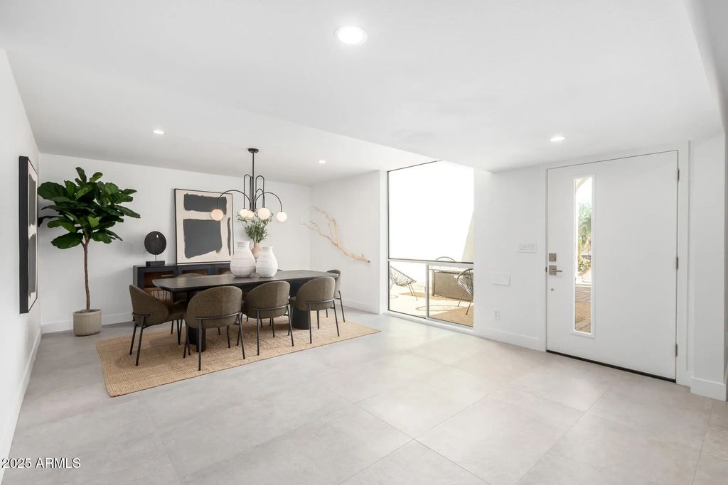 8706 E Devonshire Avenue, Scottsdale