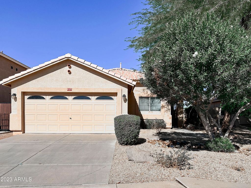 9828 E Knowles Avenue, Mesa