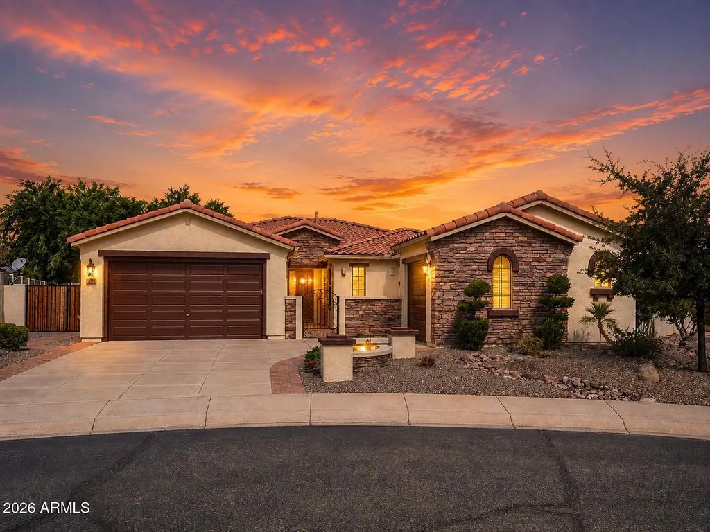 6598 S Fawn Court, Gilbert