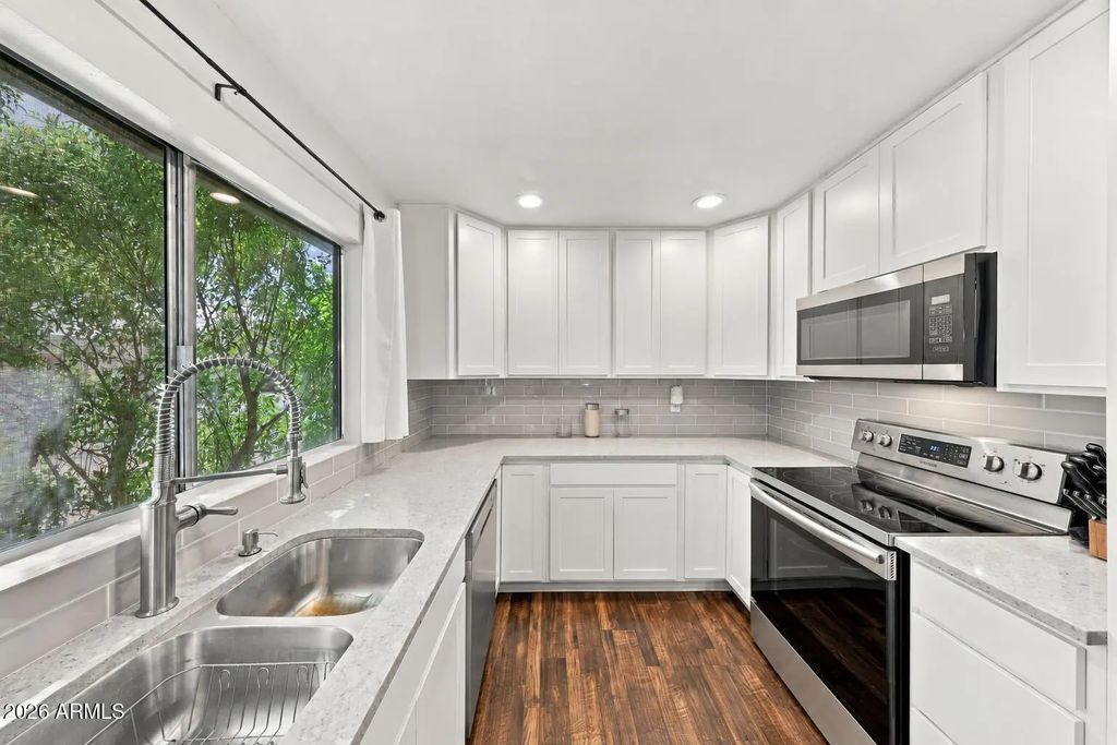 14239 N 26th Lane, Phoenix