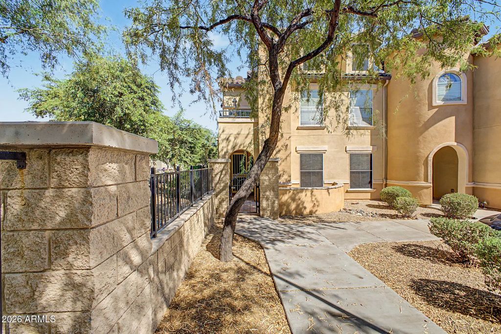 14575 W Mountain View Boulevard (unit 711), Surprise