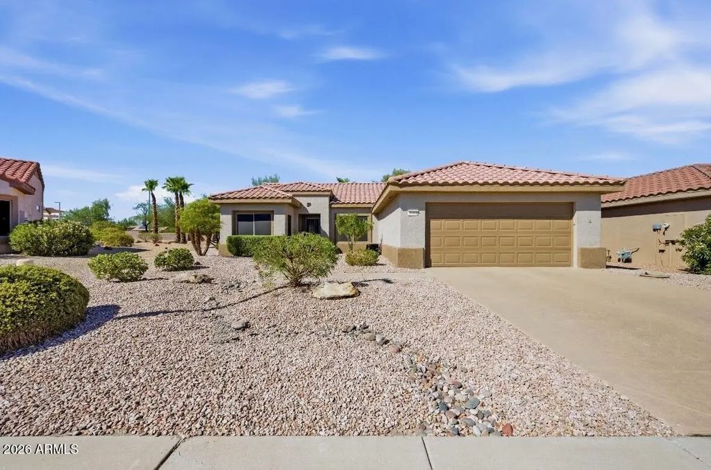 16334 W Desert Canyon Drive, Surprise