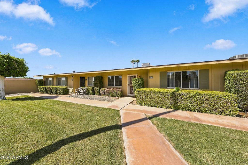 10915 W Santa Fe Drive, Sun City