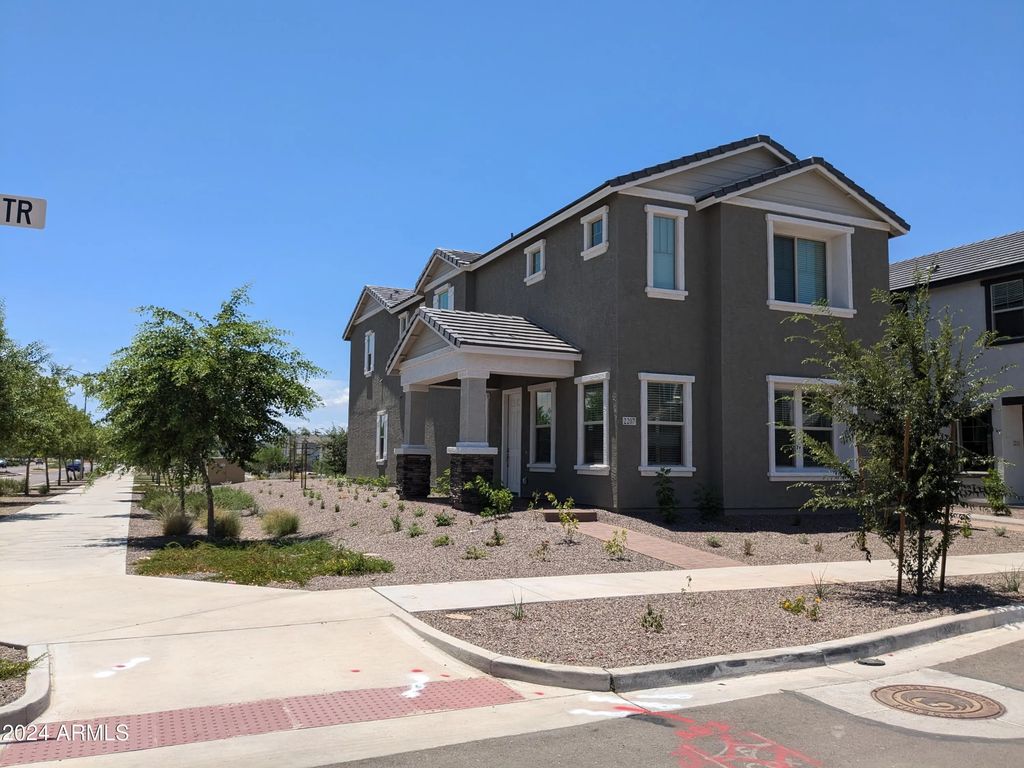 2207 W Paso Trail, Phoenix