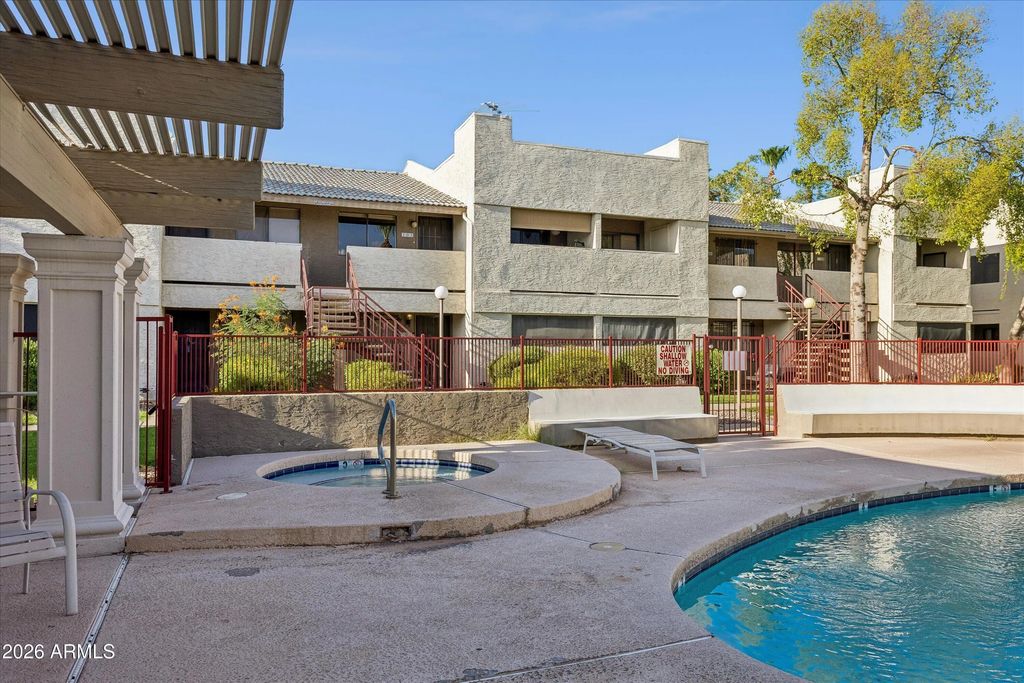 3301 E Earll Drive (unit 223), Phoenix