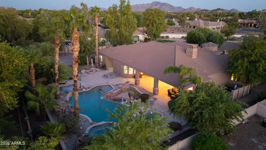 2620 E Cherrywood Place, Chandler