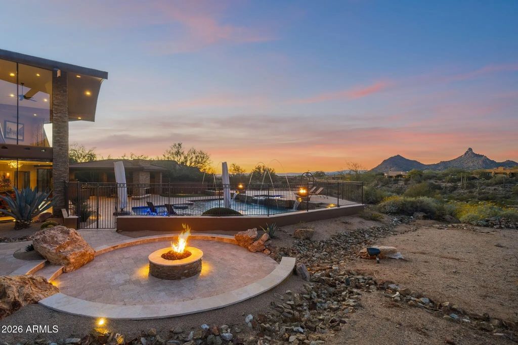 10570 E Pinnacle Peak Road, Scottsdale