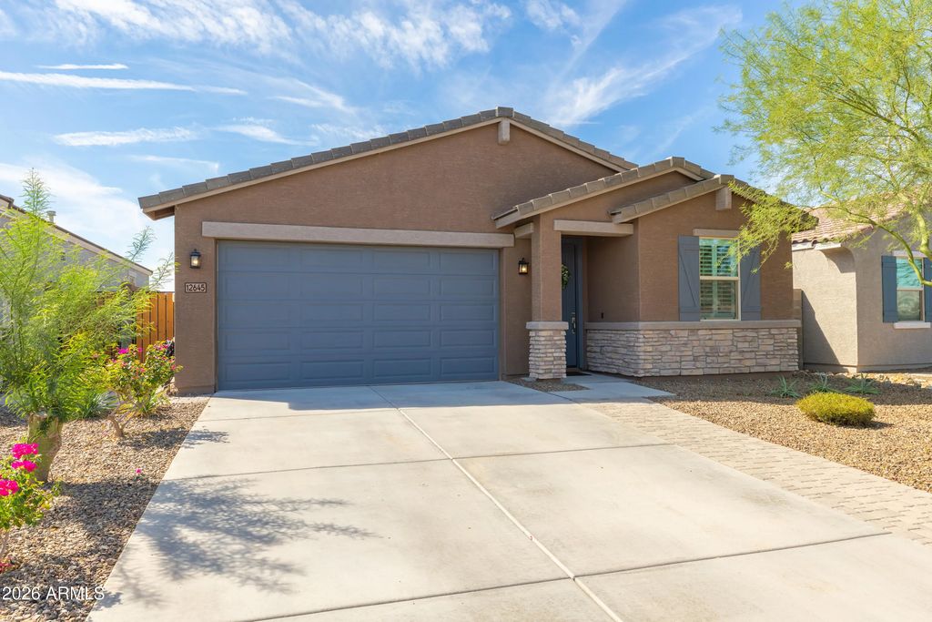 12645 W Orangewood Avenue, Glendale