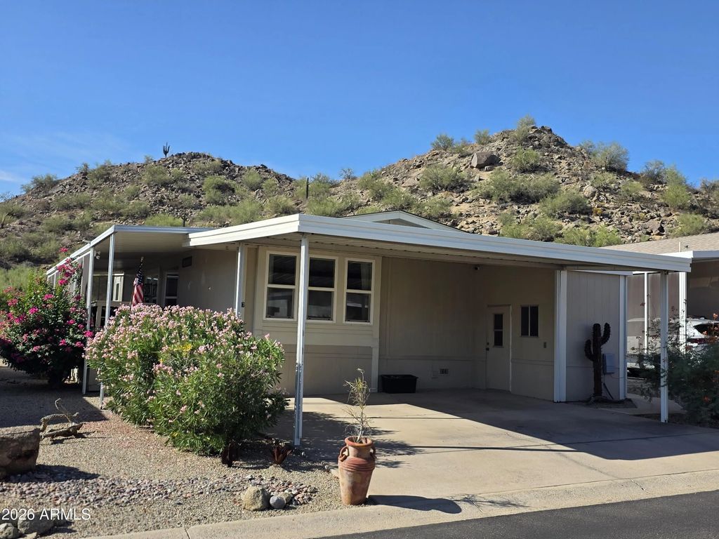 2233 E Behrend Drive (unit 197), Phoenix