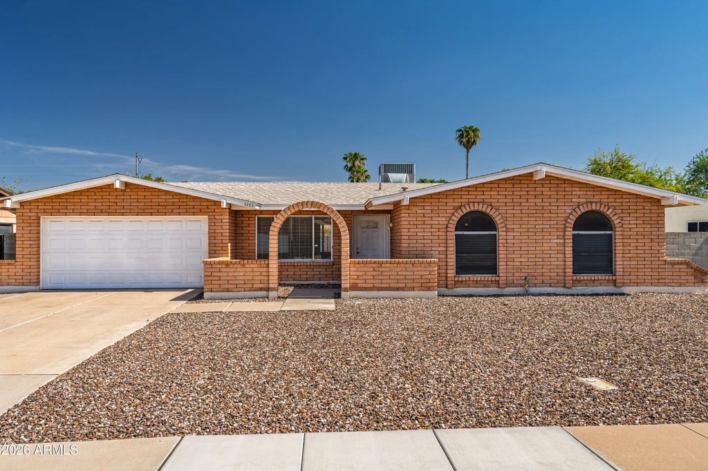 3333 N Carriage Lane, Chandler