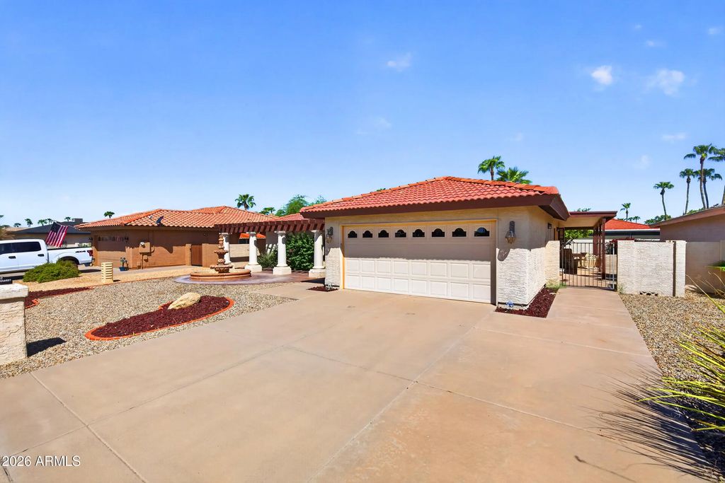 10422 E Regal Drive, Sun Lakes
