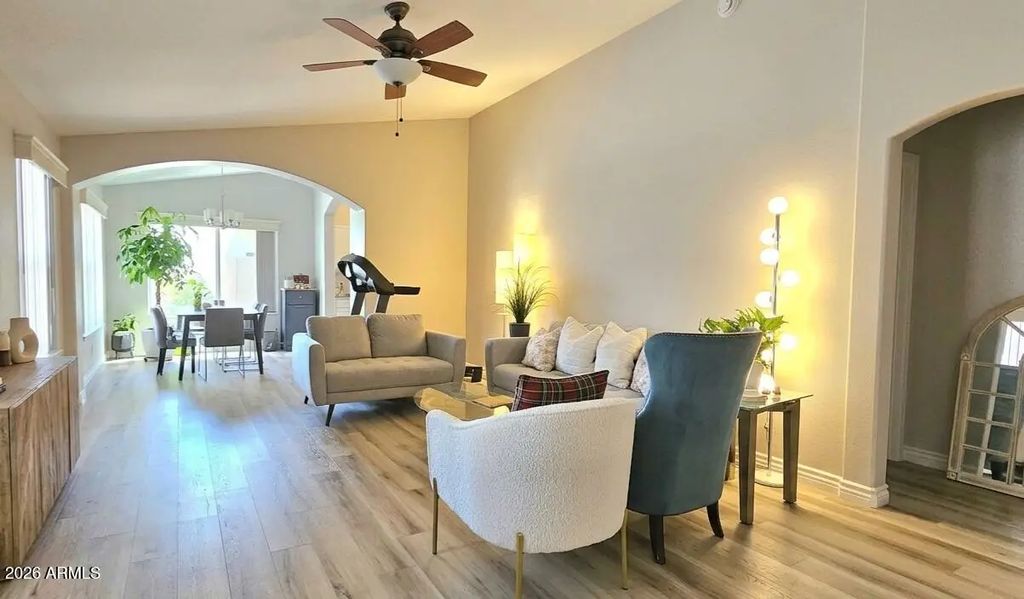 5009 W Kerry Lane, Glendale