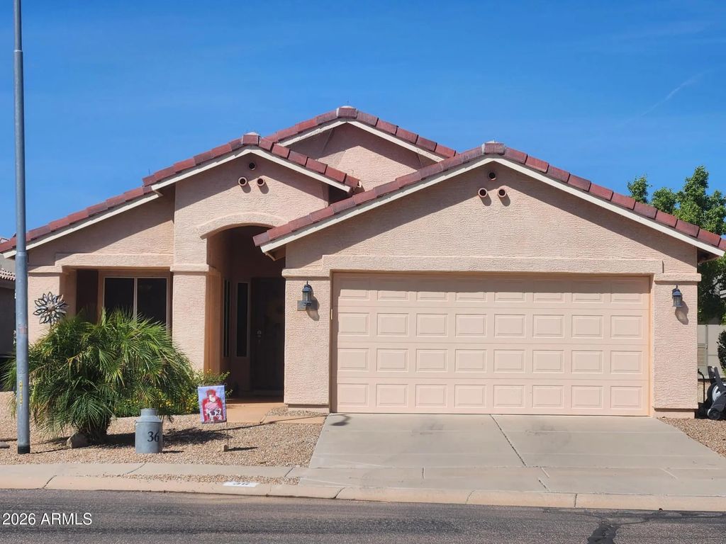36 S Valencia Court, Casa Grande