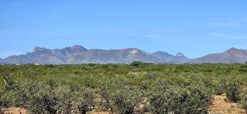 E Lincoln Road (unit -), Huachuca City