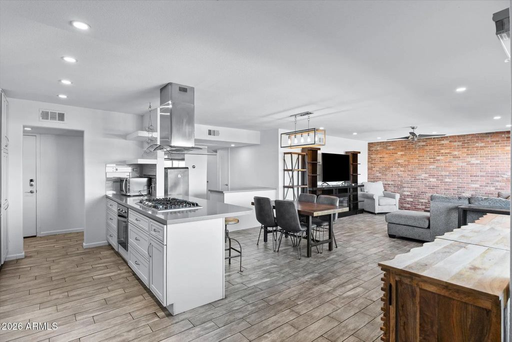 6767 N 7th Street (unit 219), Phoenix