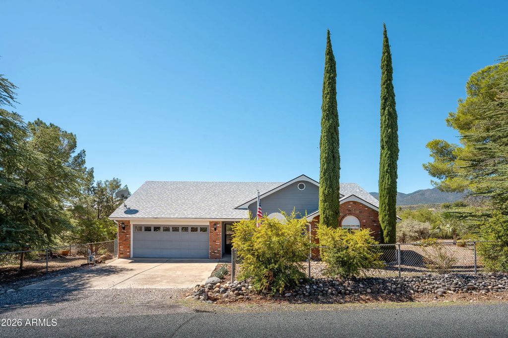 1045 E Bow Maker Trail, Cottonwood