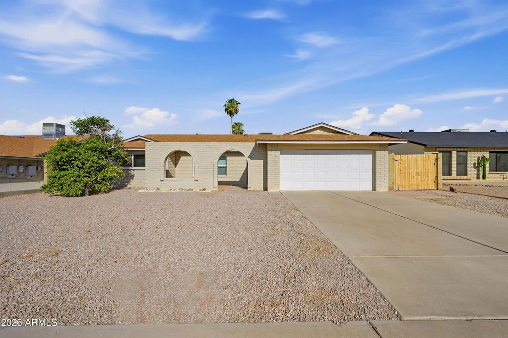 6607 S Mitchell Drive, Tempe