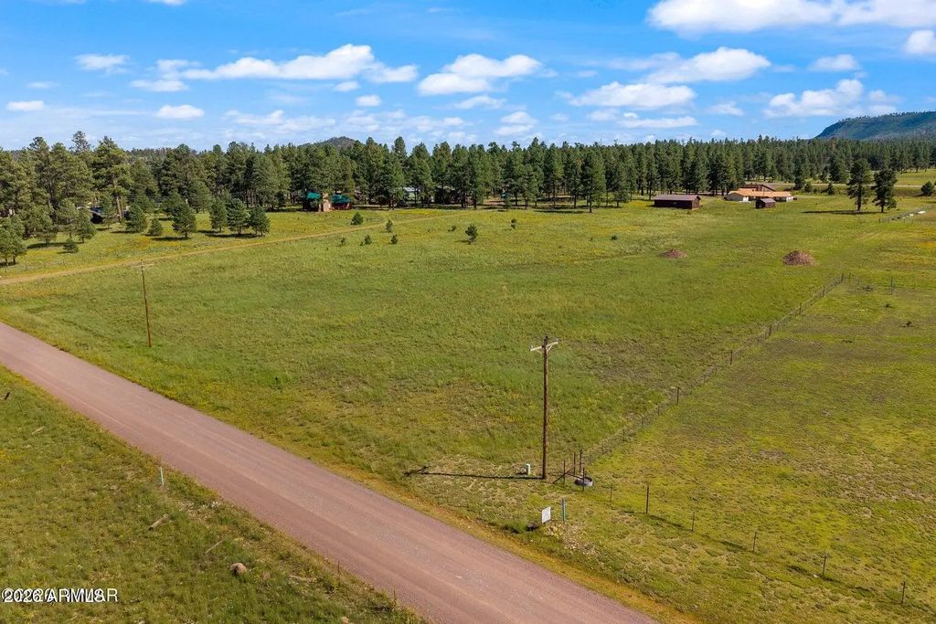 18 County Road 2092 -- (unit 7), Alpine