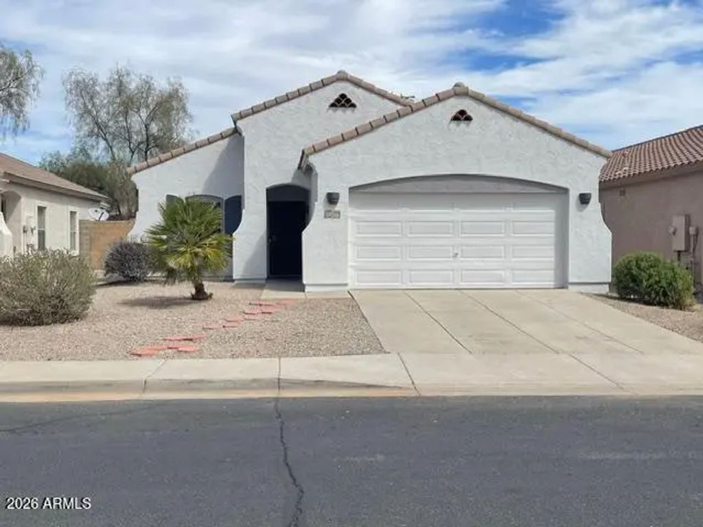 17216 W Desert Lane W, Surprise