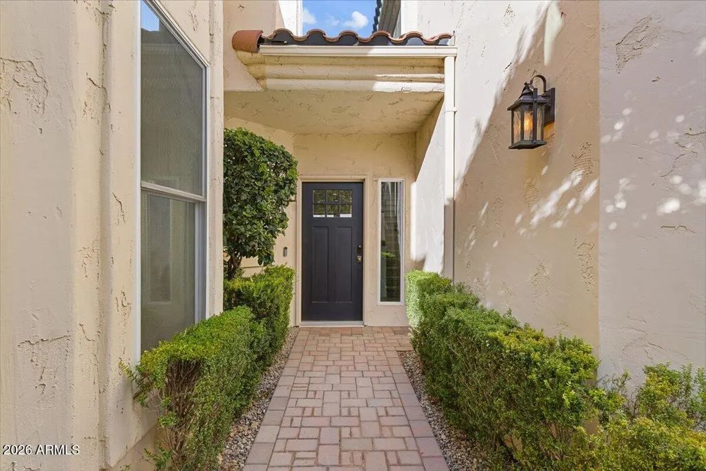 1700 E Lakeside Drive (unit 28), Gilbert